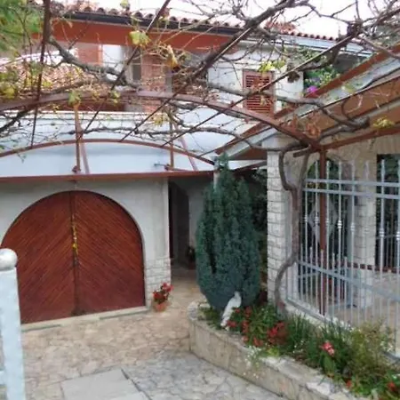 In With Terrace, Air Conditioning, Wifi, Washing Machine 3360-1 Banjole