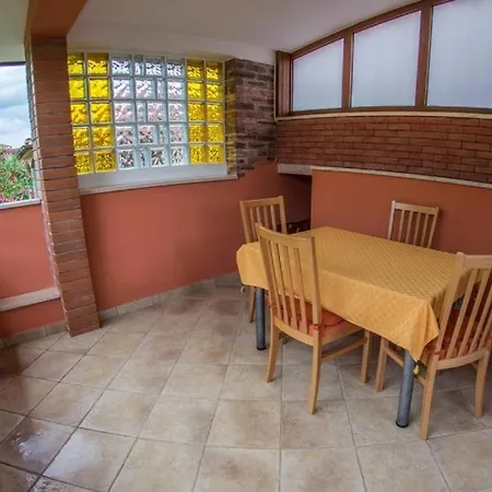 Apartament In With Terrace, Air Conditioning, Wifi, Washing Machine 3360-1